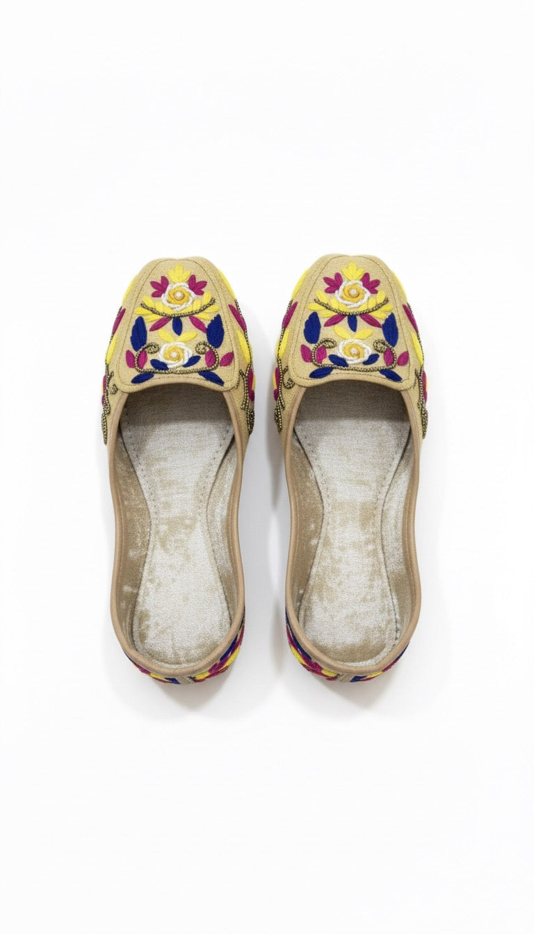 Royal Phulkari Embroidered Juttis