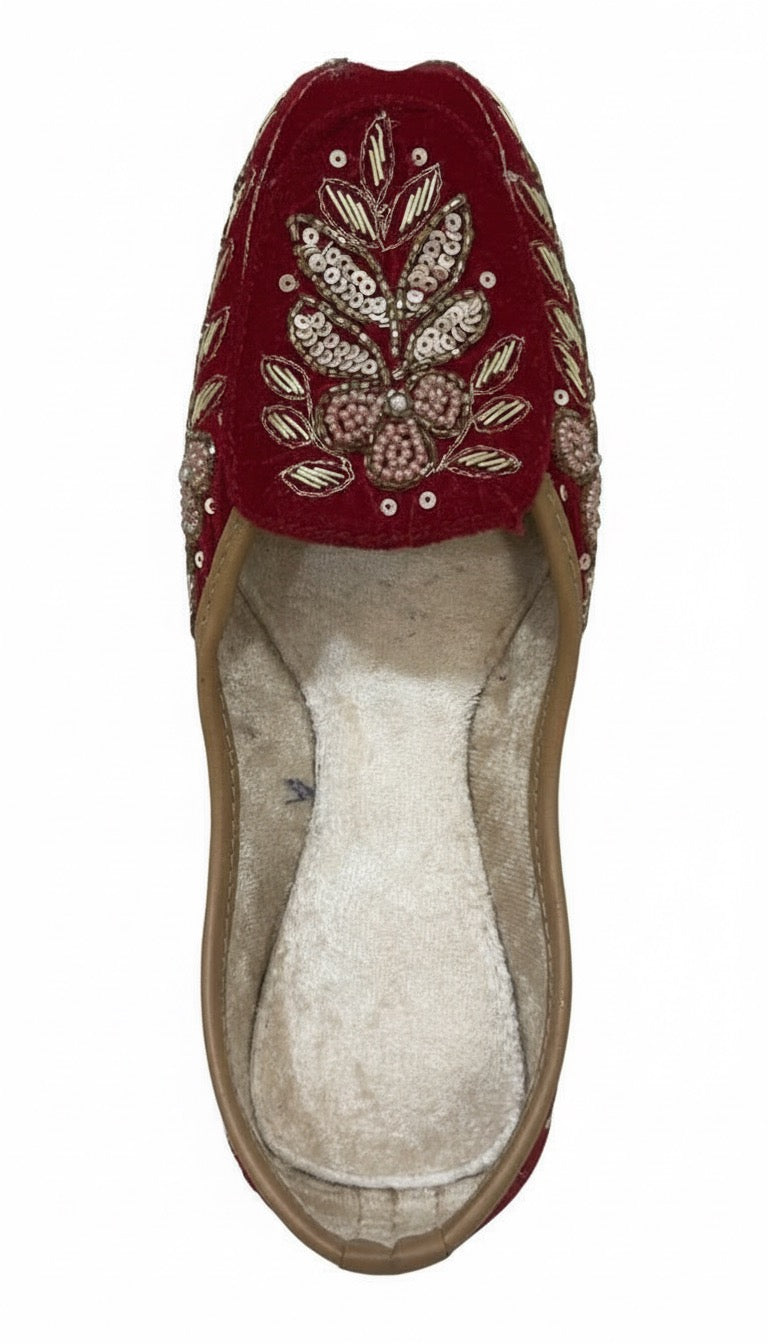 Royal Gulab Velvet Juttis