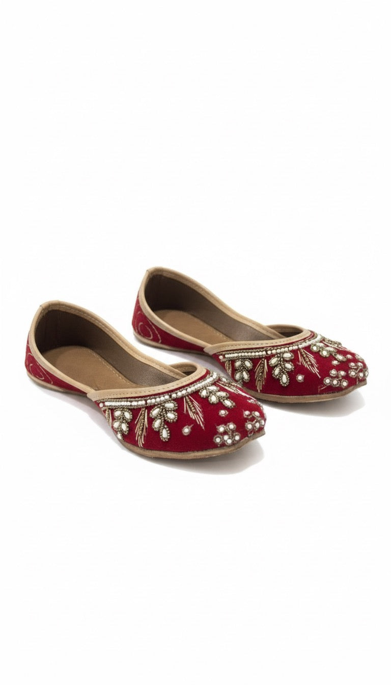Royal coral Embroidered Juttis